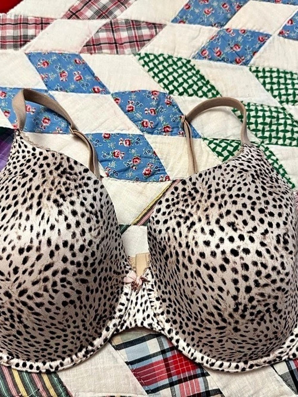 Victoria's Secret Body by Victoria Lined Perfect Coverage Bra 38DD